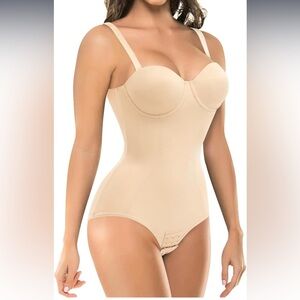 NEW  - ‎ Shaperwear   - Seamless Beige Bodysuit